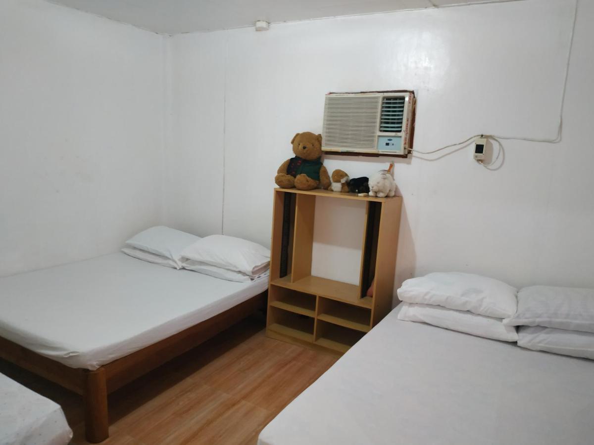 Emoks Guest House Moalboal Extérieur photo