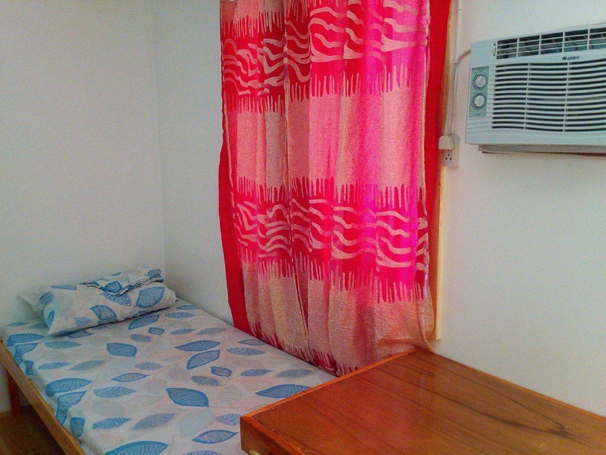 Emoks Guest House Moalboal Extérieur photo