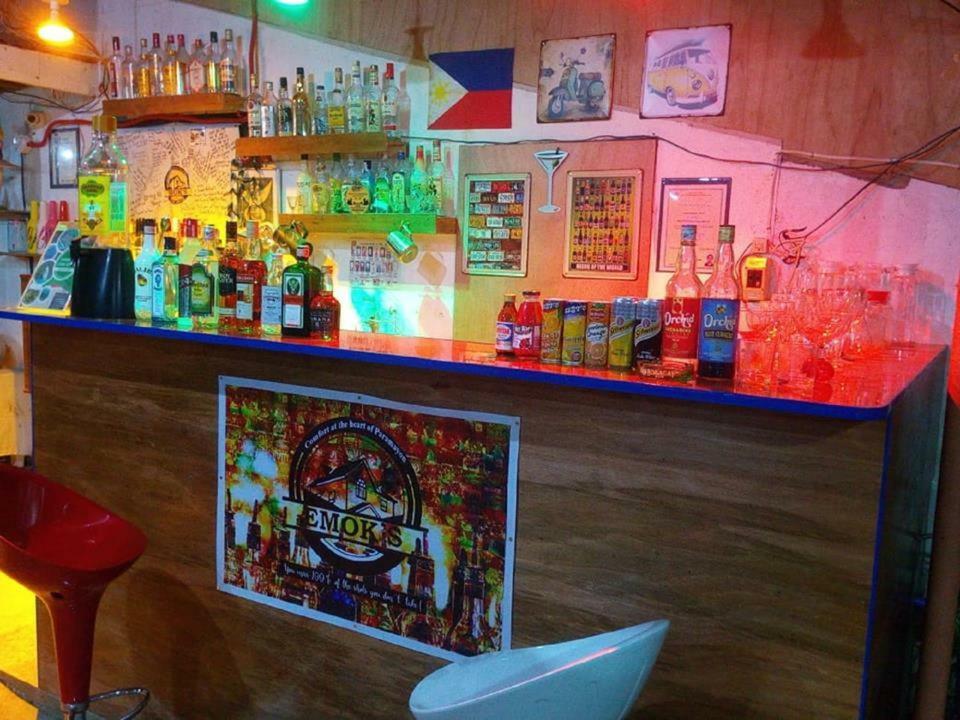 Emoks Guest House Moalboal Extérieur photo